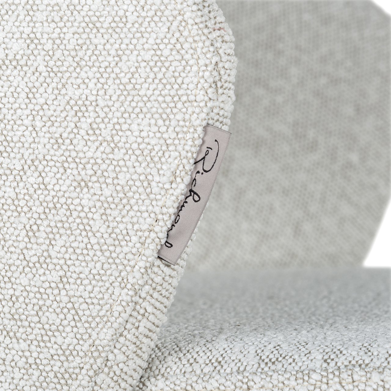 Chair Savoy white bouclé (Copenhagen 900 Bouclé White)