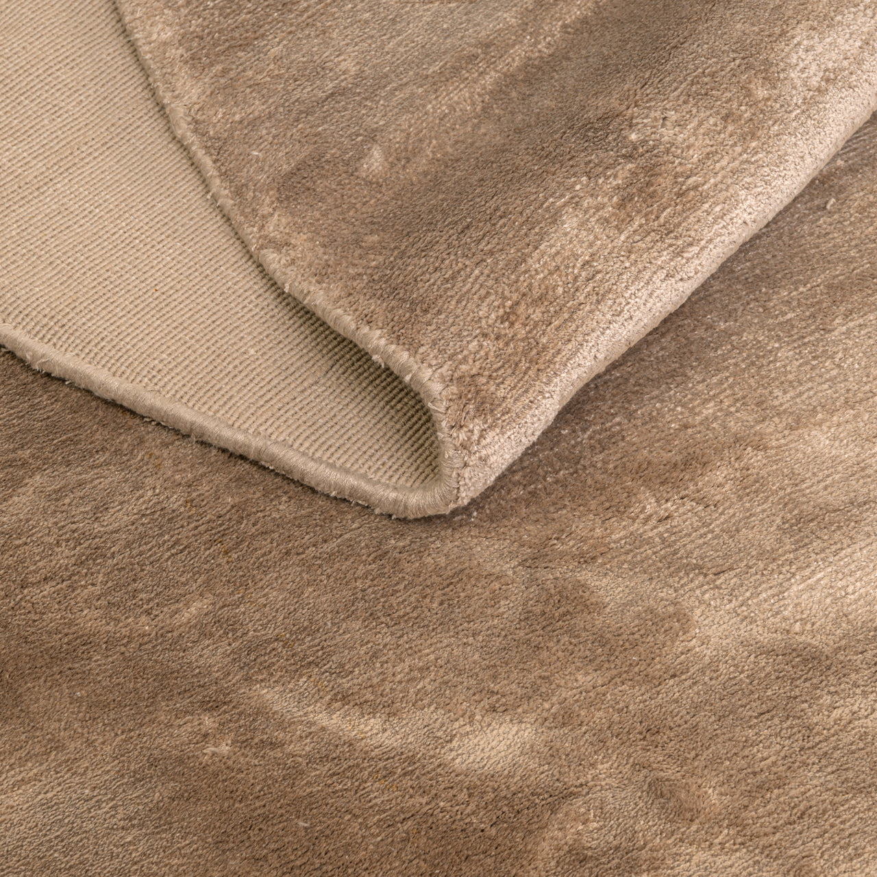 Carpet Nilla taupe 220x320