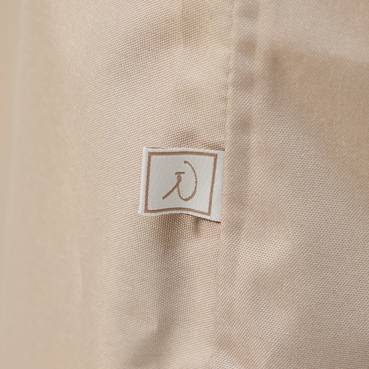 Winter protective cover Dawson taupe 214244 and 214243