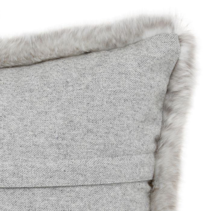 Scatter cushion Alaska faux fur light grey rect.