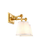 Lámpara de pared Wentworth Acabado doble dorado con pantallas blancas.