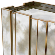 Cómoda Nottingham con espejo antiguo de cristal con acabado en latón cepillado