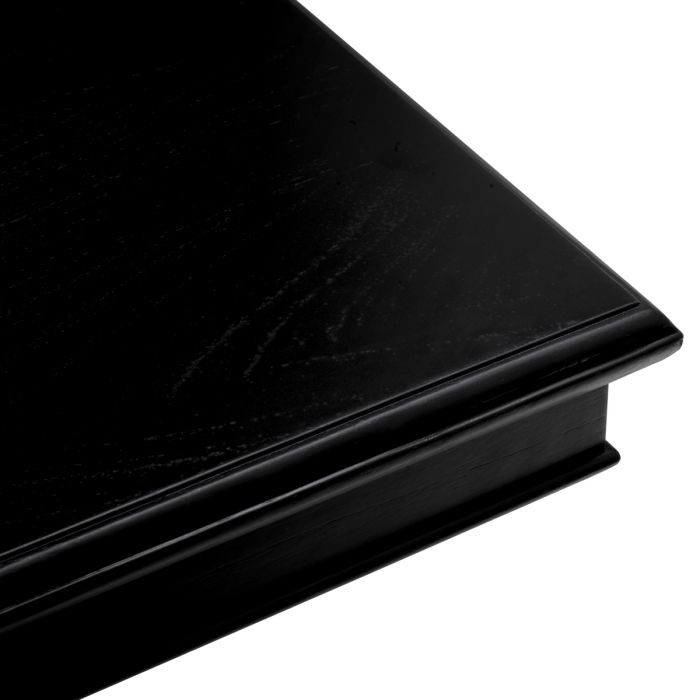 Mesa de biblioteca central con acabado negro