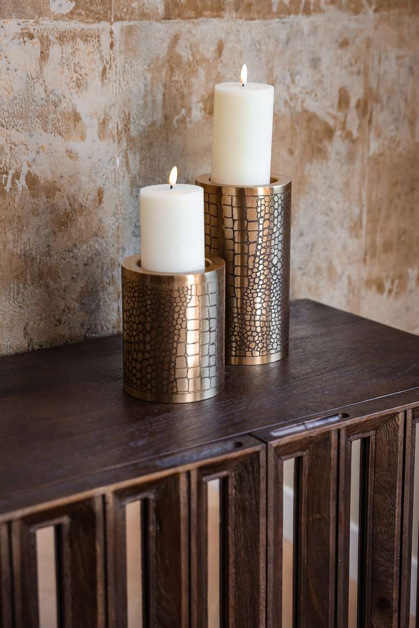 Aparador Bryant 4 puertas (Marrón)