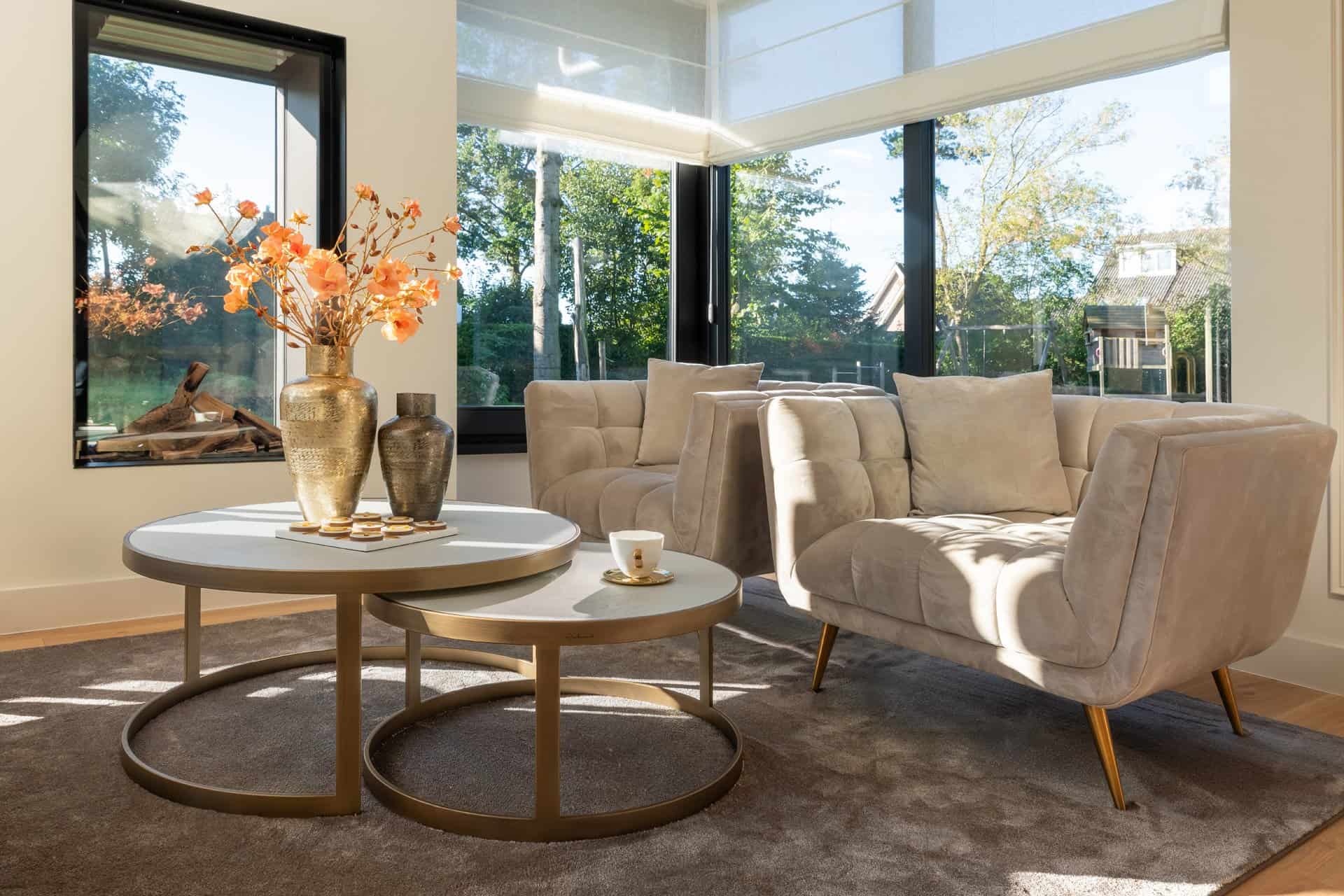 Jarrón Joah negro ahumado (humo)