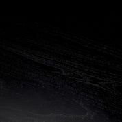 Mesa de biblioteca central con acabado negro