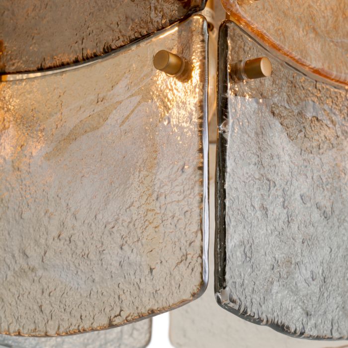 Lámpara de araña Laurent con acabado en latón antiguo