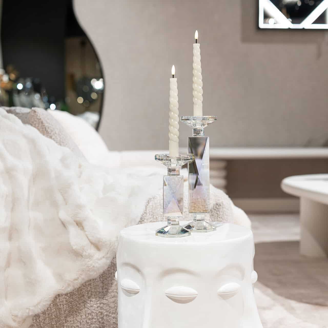 Mesa auxiliar Christy blanca