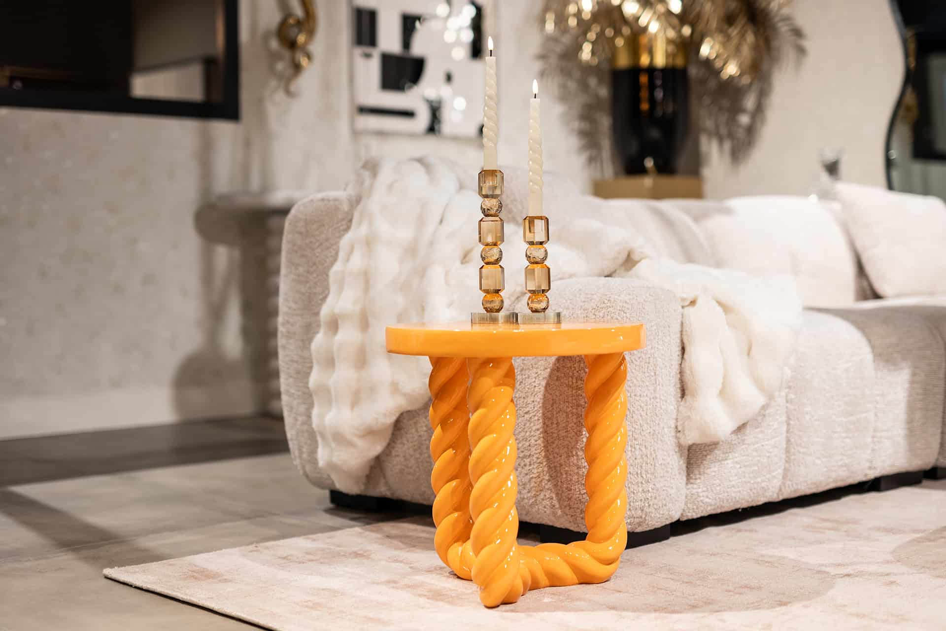 Mesa auxiliar Rosly naranja