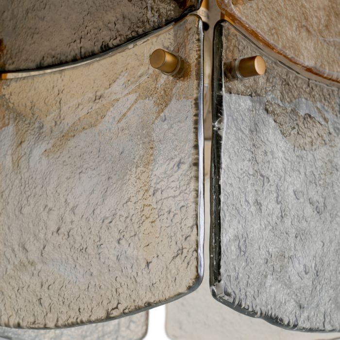 Lámpara de araña Laurent con acabado en latón antiguo