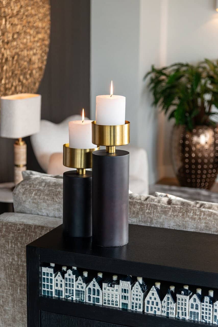 Candelabro Caya pequeño (Negro/dorado)