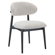 Silla Cereza encantadora crema (Be Lovely 11 Cream)