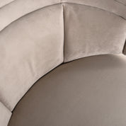 Sillón de terciopelo color caqui avellana ignífugo (FR-Quartz 903 Caqui)